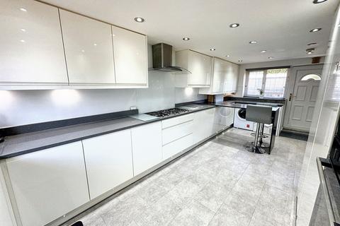 20 Bridge Close, Radcliffe, Manchester, M26 1ED