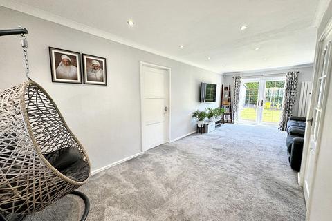 20 Bridge Close, Radcliffe, Manchester, M26 1ED