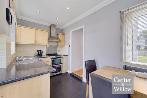 3 bedroom end of terrace house for sale, Cannington Road, Dagenham, Essex