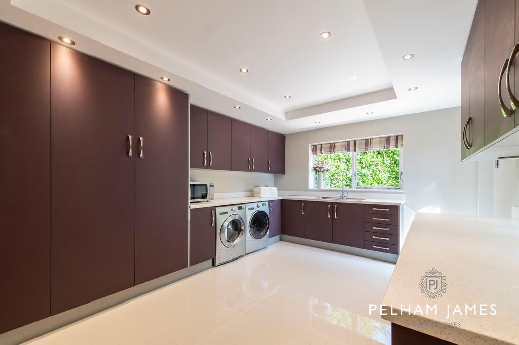 Utility, Cayman House, Barnack