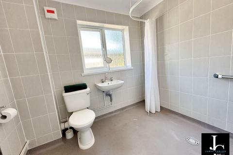2 bedroom detached bungalow for sale, Calcutts Road, Telford TF8