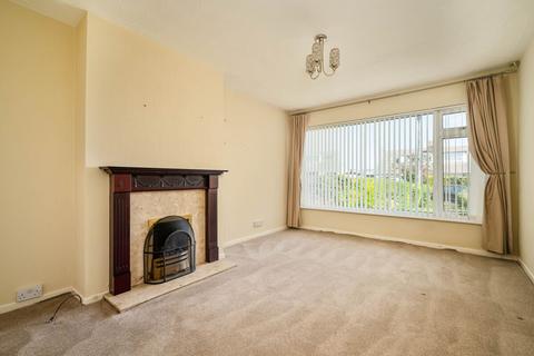 4 bedroom bungalow for sale, Kingsdale Gardens, Drighlington, Bradford