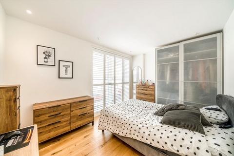 2 bedroom flat for sale, Upper Tooting Road, London SW17
