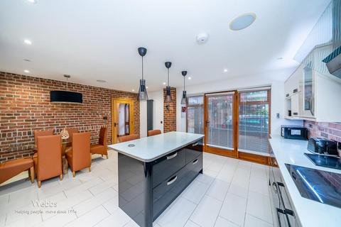undefined, Watling Street, Cannock WS11