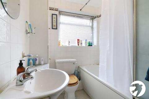 21 Regent Square, Belvedere, DA17 6EP