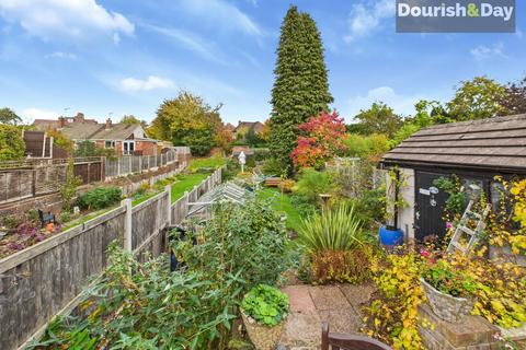 4 bedroom semi-detached house for sale, Highfield Grove, Stafford ST17