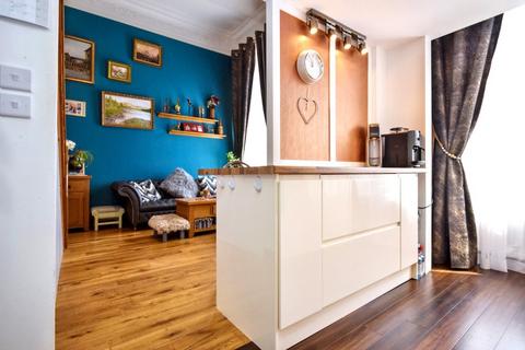 12 Heddle Rise, Wakefield, WF2 9UF