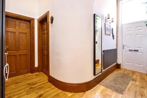 12 Heddle Rise, Wakefield, WF2 9UF