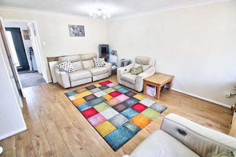 3 bedroom end of terrace house for sale, Caburn Close, Eastbourne BN23