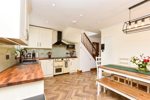3 bedroom semi-detached house for sale, Coulsdon Road, Caterham, Surrey