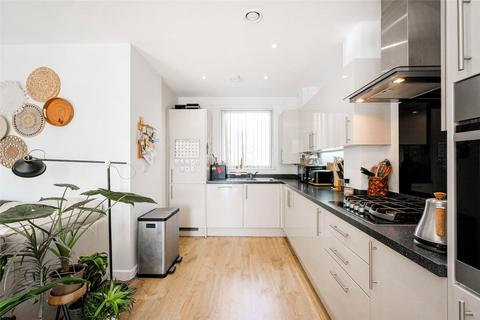 1 bedroom flat for sale, Napier Court, Goodmayes IG3