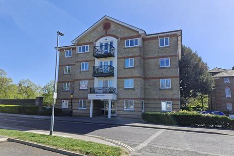 1 bedroom flat for sale, Whitcombe Gardens, Owen House Whitcombe Gardens, PO3