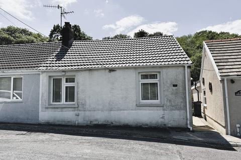 7 Brooklands Terrace, Abercrave, Swansea, SA9 1UF
