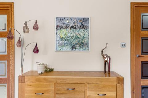 2 bedroom flat for sale, Bramley Hyrst, South Croydon, CR2