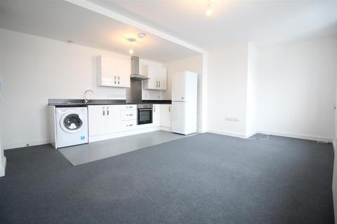 2 bedroom flat to rent, Station Road, Forest Hall, Newcastle Upon Tyne