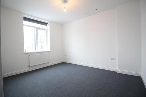 2 bedroom flat to rent, Station Road, Forest Hall, Newcastle Upon Tyne