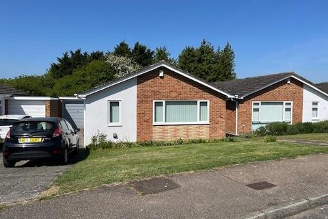 10 Chantry Avenue, Hartley, Longfield, DA3 8DD