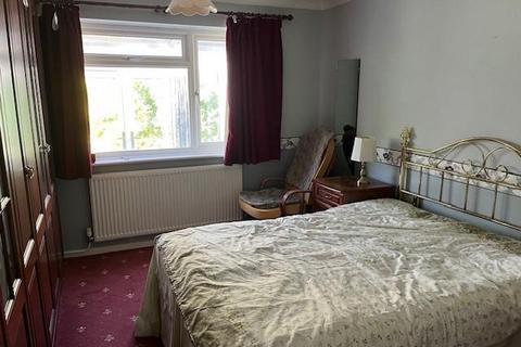 10 Chantry Avenue, Hartley, Longfield, DA3 8DD