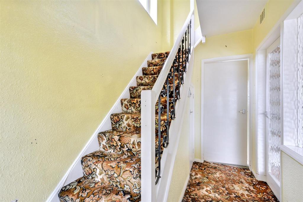 Hallway 2.jpeg
