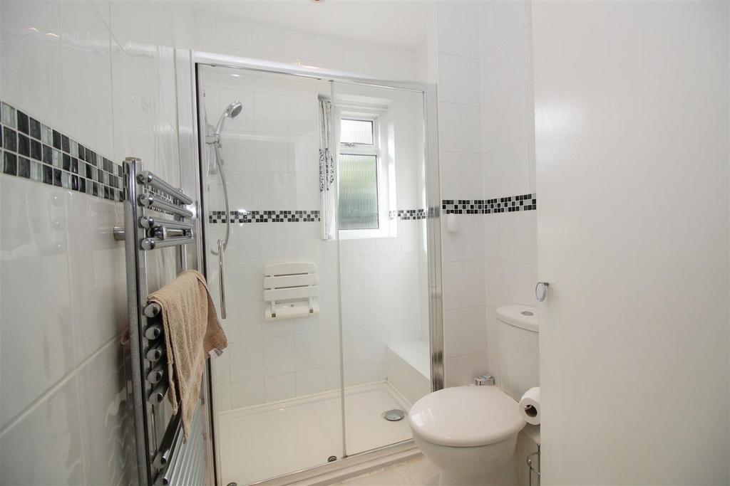 Shower room.JPG