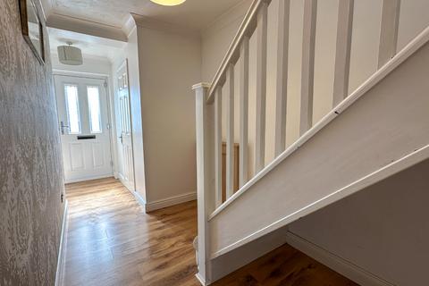 43 Edenside Drive, Attleborough, NR17 2EL