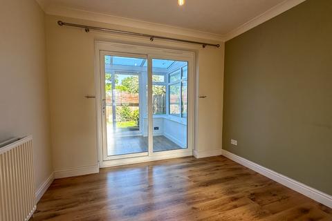 43 Edenside Drive, Attleborough, NR17 2EL