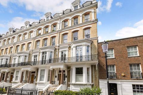4 bedroom flat for sale, Vicarage Gate, London