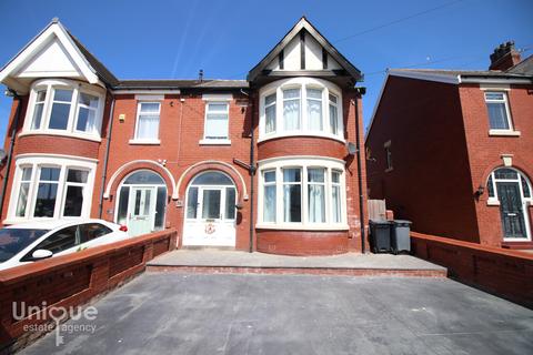 27a Duchess Drive, Bispham, Blackpool, FY2 9PH