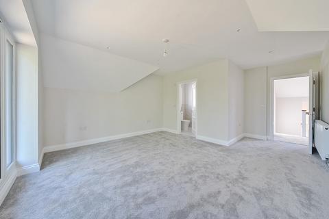 4 bedroom detached house for sale, Marshmead Close, Clarendon, Salisbury, Wiltshire, SP5