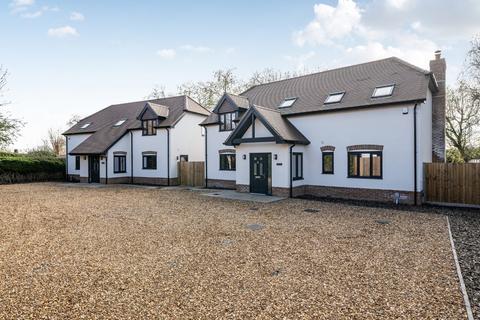 4 bedroom detached house for sale, Marshmead Close, Clarendon, Salisbury, Wiltshire, SP5