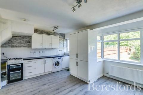 10 Ashtree Crescent, Chelmsford, CM1 2RP