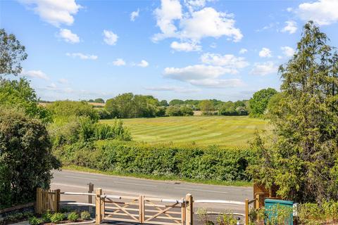 3 bedroom terraced house for sale, Kings Mill Lane, South Nutfield, Redhill, Surrey, RH1