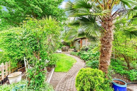 2 bedroom semi-detached house for sale, Pond Lane, Clanfield, Hampshire