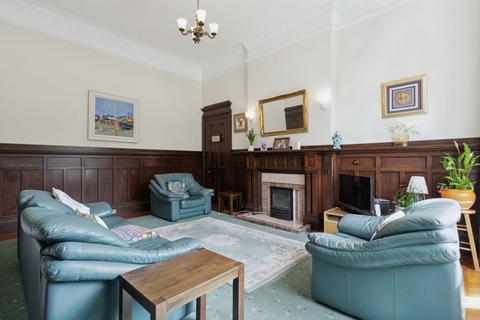 2 bedroom flat for sale, Kensington Gate, Dowanhill, G12 9LG