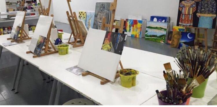 Art Club/Gallery
