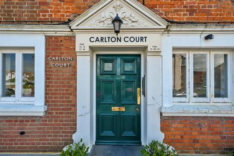 2 bedroom flat for sale, Knole Road, Bexhill-On-Sea