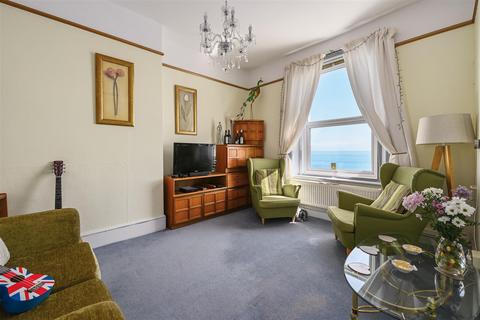 2 bedroom flat for sale, Knole Road, Bexhill-On-Sea