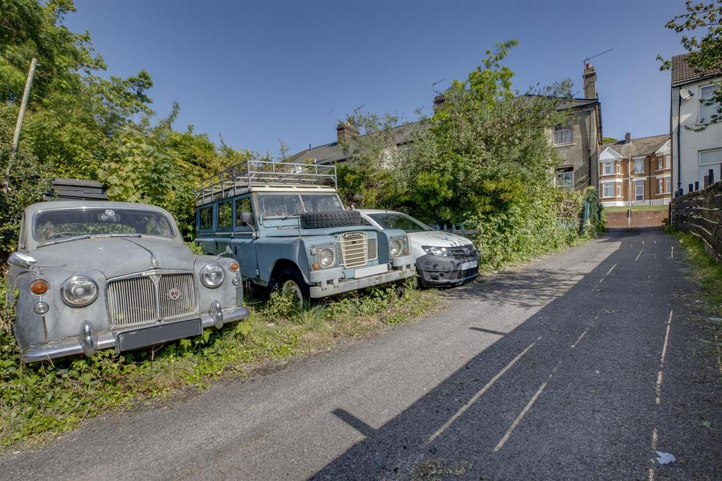 110 Totteridge Road, HP13 6 EX-10.jpg