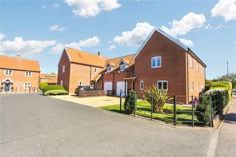 2 Ron Fielder Close, Salhouse, Norwich, NR13 6QY