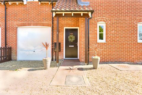 2 Ron Fielder Close, Salhouse, Norwich, NR13 6QY