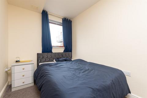 2 bedroom flat for sale, North Star Boulevard, Greenhithe, Kent
