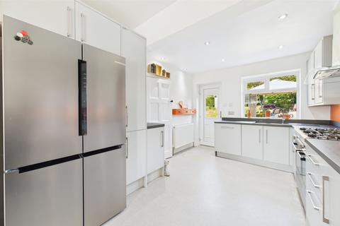 65 Dalewood Road, Sheffield, S8 0ED