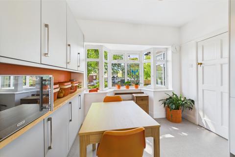 65 Dalewood Road, Sheffield, S8 0ED