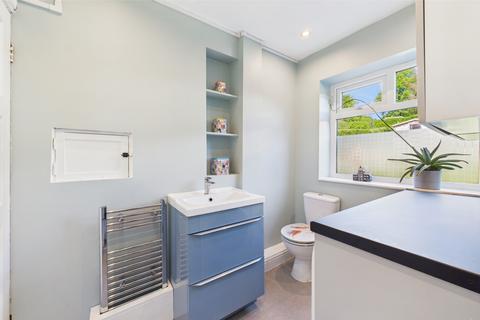 65 Dalewood Road, Sheffield, S8 0ED