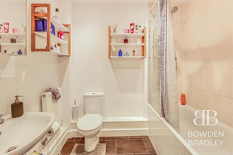 1 bedroom flat for sale, Maxwell Road, Romford
