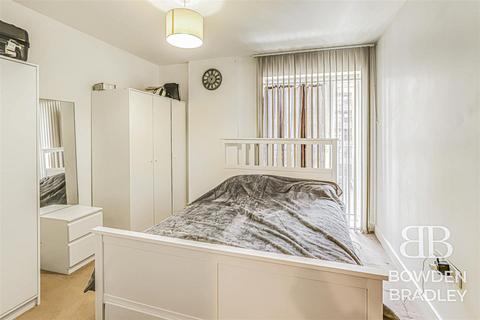 1 bedroom flat for sale, Maxwell Road, Romford