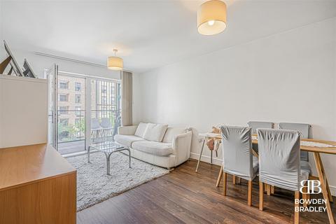 1 bedroom flat for sale, Maxwell Road, Romford