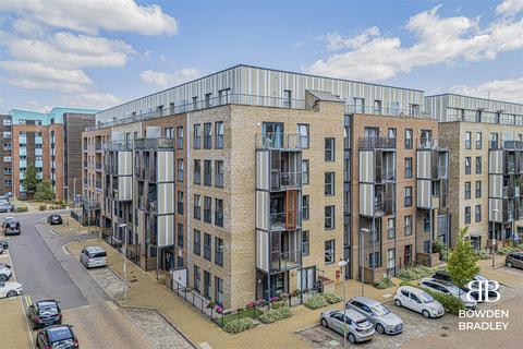 1 bedroom flat for sale, Maxwell Road, Romford
