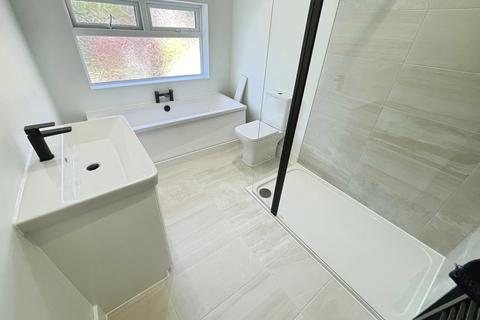 3 bedroom semi-detached house for sale, Kelway Avenue, Birmingham, B43