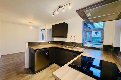 3 bedroom semi-detached house for sale, Pelham Road, Thelwall